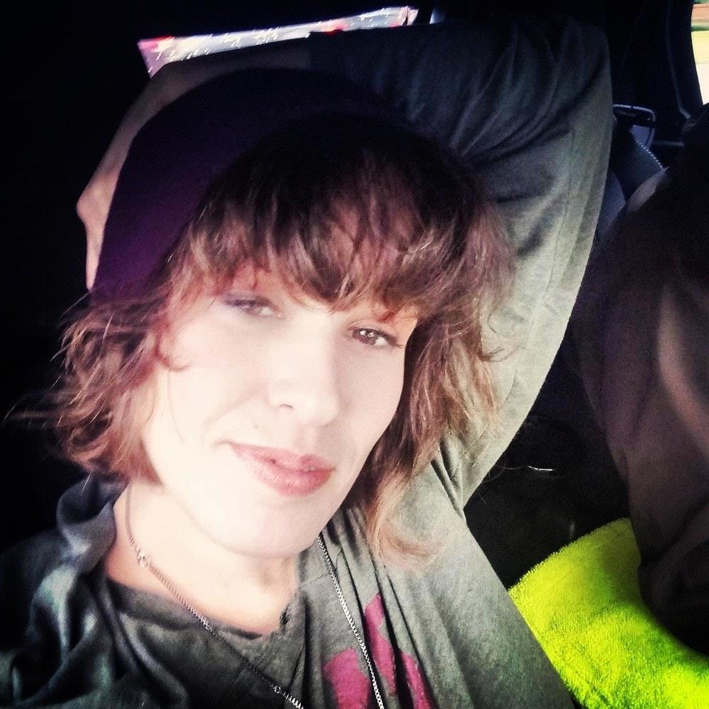 Meet your Posher, Sabrina